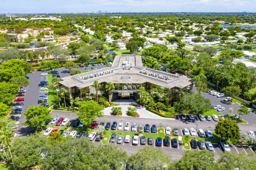 More Photos Of 1776 N Pine Island Rd, Plantation Office For Lease