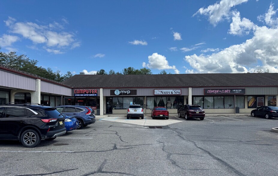 More Photos Of 2902 Route 130, Delran Storefront For Lease