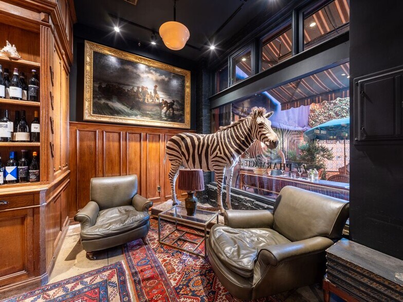 More Photos Of 3920-3930 W Sunset Blvd, Los Angeles Storefront Retail Office For Sale