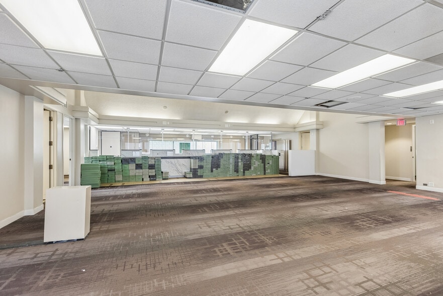 More Photos Of 9630 S Tryon St, Charlotte Bank For Sale