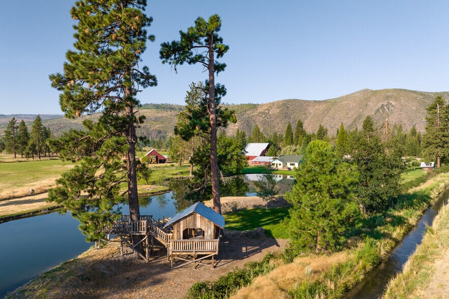 More Photos Of 41406 Lonquist Ln, Hat Creek Land For Sale