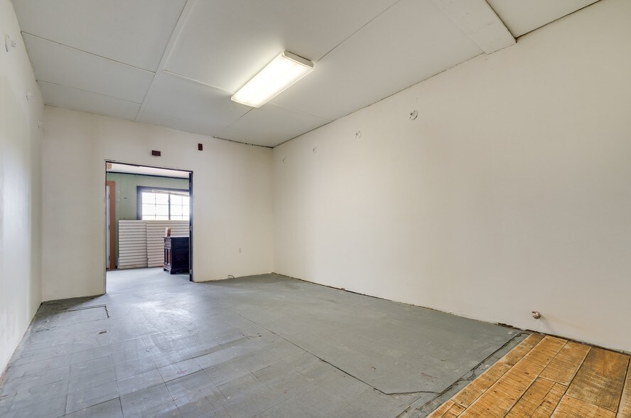 More Photos Of 517-523 Front St, Fairplay Storefront For Sale