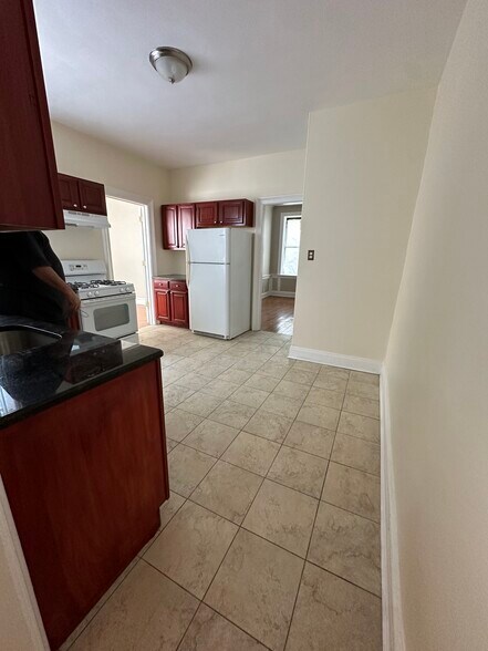 More Photos Of 596 Wyona St, Brooklyn Apartments For Sale