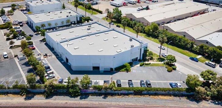 Primary Photo Of 1425 Palmyrita Ave, Riverside Manufacturing For Sale