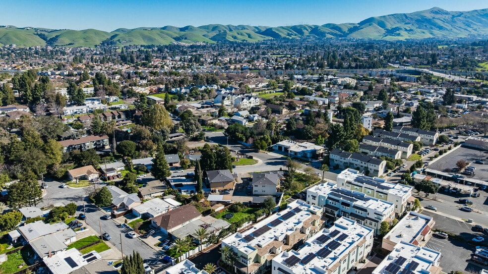 More Photos Of 40775 Max Dr, Fremont Apartments For Sale