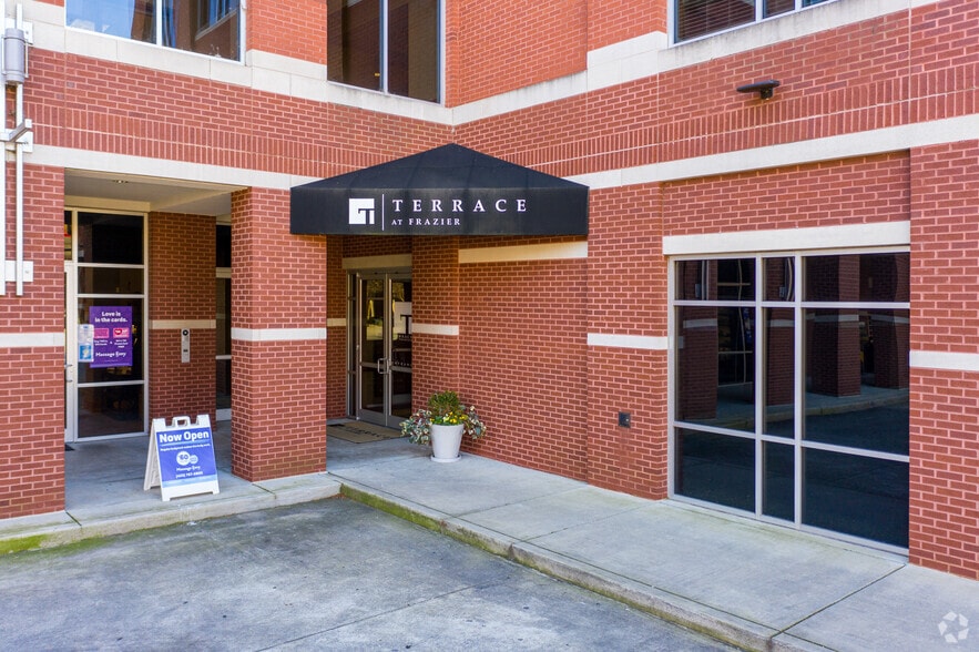 More Photos Of 345 Frazier Ave, Chattanooga Storefront Retail Office For Lease