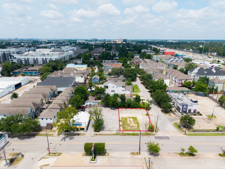 More Photos Of 202 W 27th Street, Houston Land For Sale
