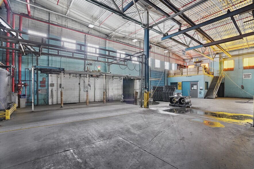 More Photos Of 8525 Clinton Rd, Brooklyn Warehouse For Sale