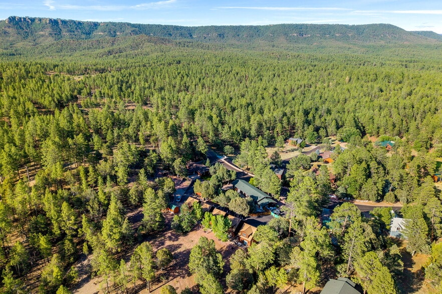 More Photos Of 1022 S Hunter Creek Dr, Payson Hotel For Sale