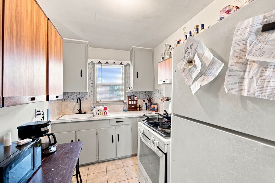 More Photos Of 2006 E 7th St, Pueblo Multifamily For Sale