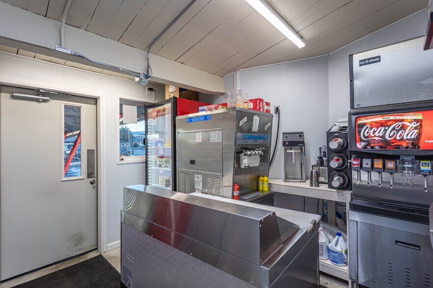 More Photos Of 120 Rock Island Rd, East Wenatchee Specialty For Sale