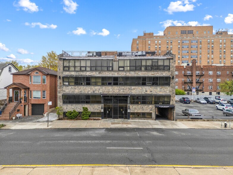 Primary Photo Of 4221 Francis Lewis Blvd, Bayside Medical For Sale