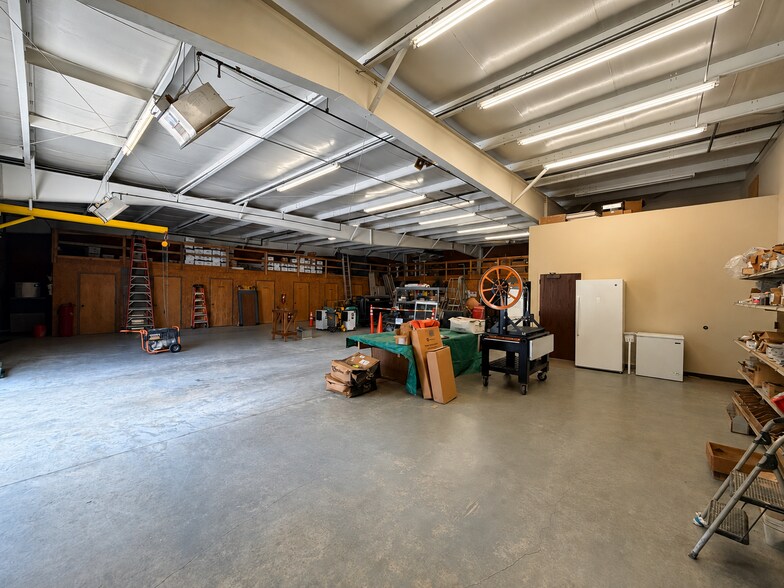 More Photos Of 100 Briarwood West Dr, Jackson Unknown For Lease