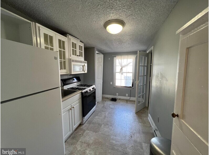 More Photos Of , Philadelphia Unknown For Sale