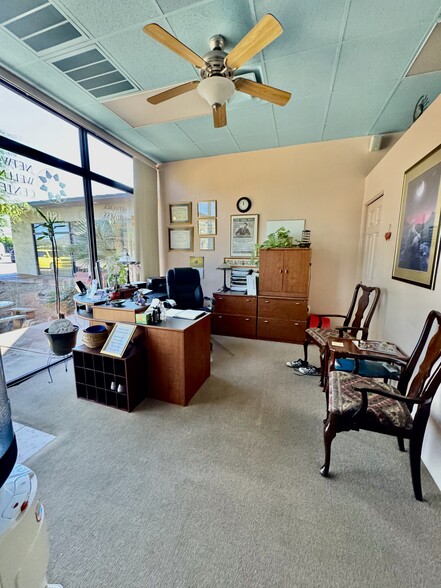 More Photos Of 25 Easy St, Carefree Office For Lease