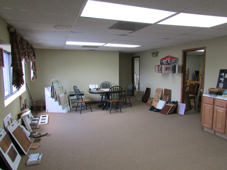 More Photos Of 10 Venture Way, Sykesville Office For Lease