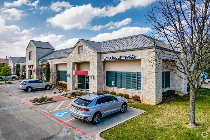 Primary Photo Of 1500 W Southlake Blvd, Southlake Office Residential For Lease
