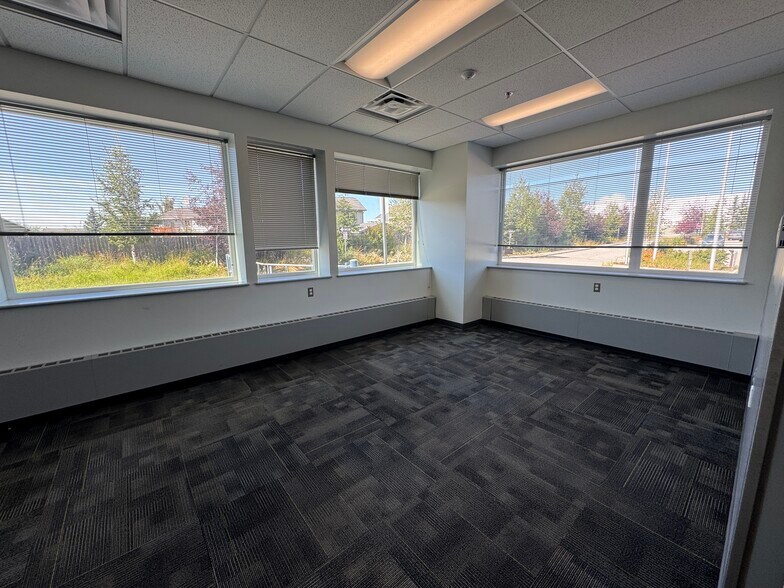 More Photos Of 1846 E 64th Ave, Anchorage Specialty For Sale