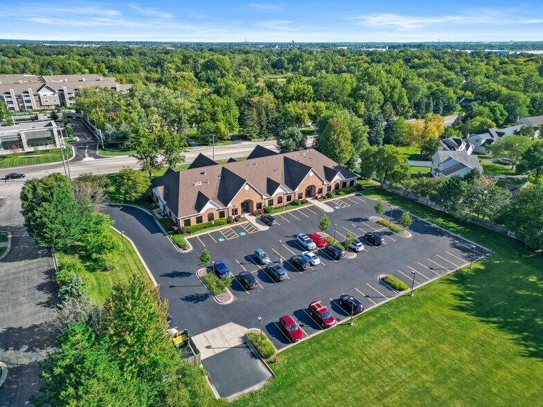More Photos Of 6475 Washington St, Gurnee Office For Sale