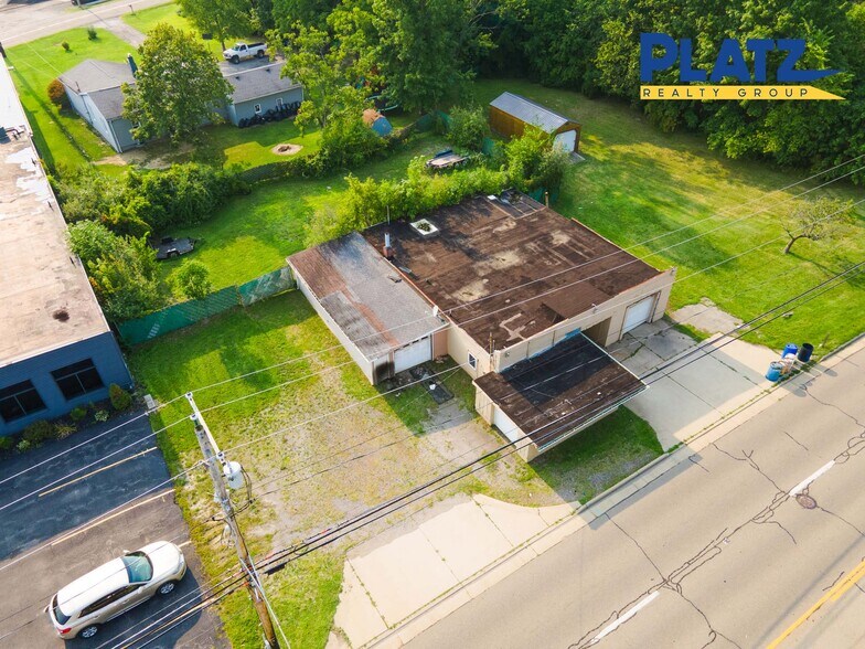 More Photos Of 110 N Canfield Niles Rd, Youngstown Auto Repair For Sale