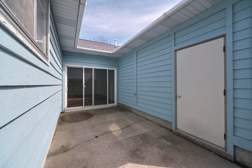 More Photos Of 4990 Main St, Onekama Freestanding For Sale