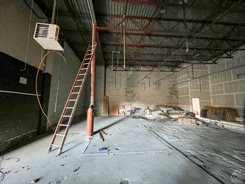 More Photos Of 15 Dardess Dr, Chatham Unknown For Lease