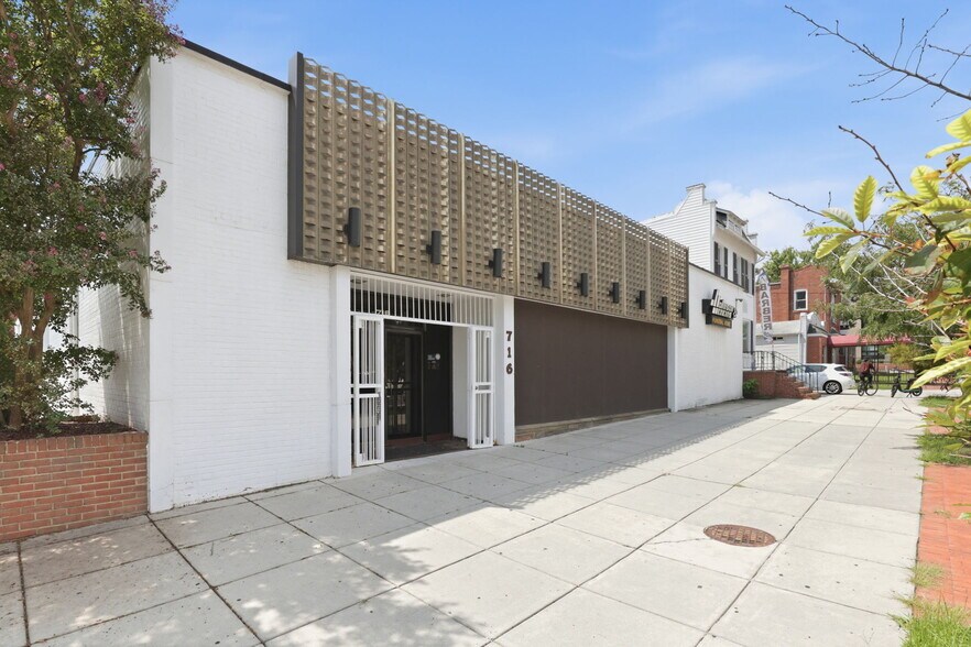 Primary Photo Of 716-718 Kennedy St NW, Washington Funeral Home For Sale