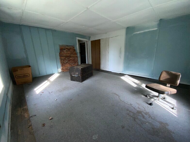 More Photos Of 61 Fairview Rd, Andrews Multifamily For Sale