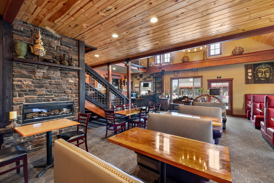 More Photos Of 111 W Bell St, Sequim Hotel For Sale