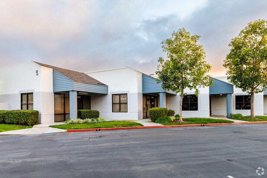 More Photos Of 12661 Hoover St, Garden Grove Unknown For Lease