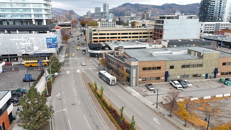 More Photos Of 1659 Water St, Kelowna General Retail For Sale