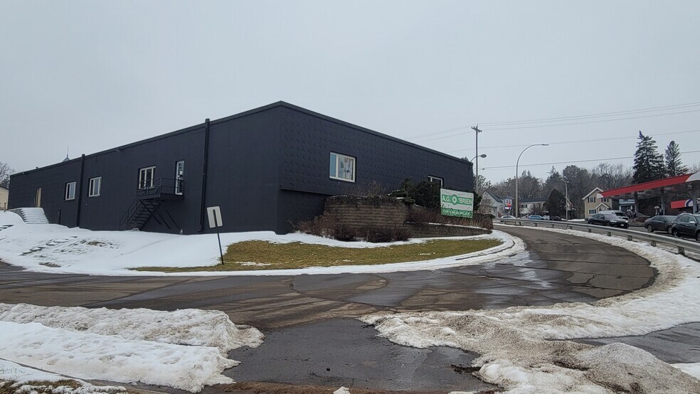 More Photos Of 500 E 10th St, Duluth Service For Lease