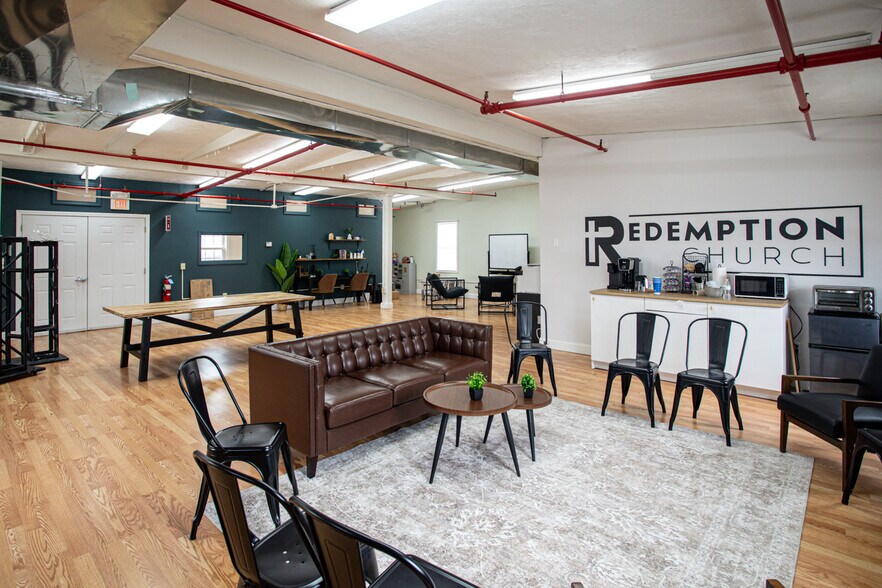 More Photos Of 145 Globe St, Fall River Office For Sale