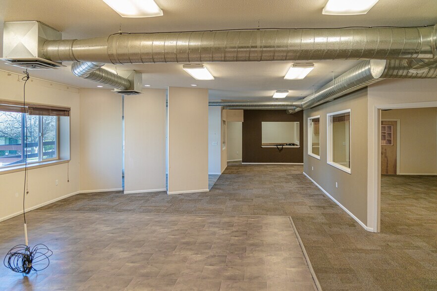 More Photos Of 747 Normal Ave, Ashland Office For Sale