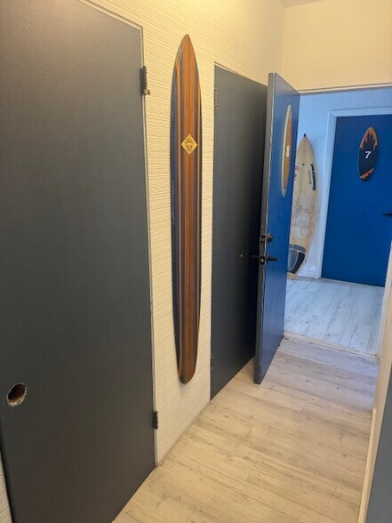 More Photos Of 308 Monroe St, Hollywood Hotel For Sale