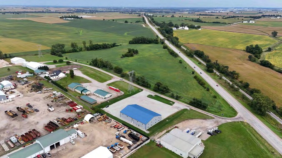 More Photos Of 550 G St NE, Walford Warehouse For Lease