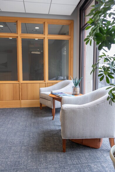 More Photos Of 40R Merrimac St, Newburyport Office For Lease