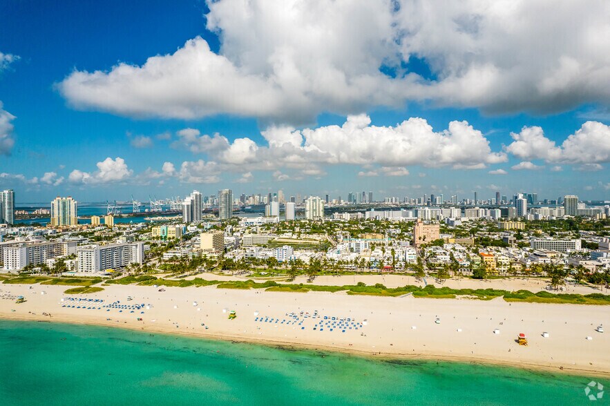 More Photos Of 660 Ocean Dr, Miami Beach Hotel For Sale