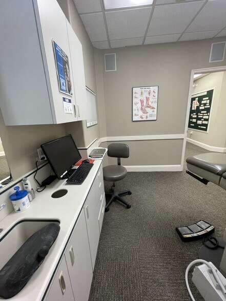 More Photos Of 1802 N State St, Orem Medical For Lease