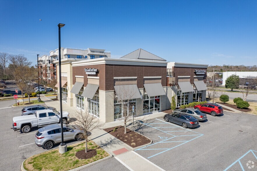 Primary Photo Of 12515 Jefferson Ave, Newport News Freestanding For Lease