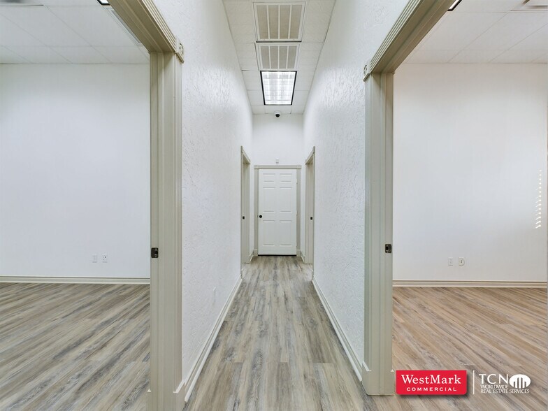 More Photos Of 3110 Frankford Ave, Lubbock Self Storage For Lease