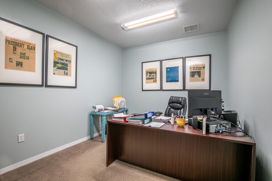 More Photos Of 205 E Burleigh Blvd, Tavares Office For Sale