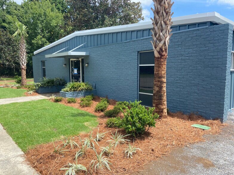 More Photos Of 3609 River Rd, Johns Island Flex For Lease