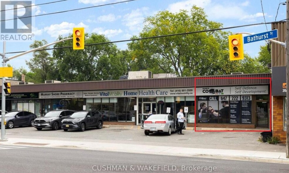More Photos Of 3537 Bathurst St, Toronto General Retail For Sale