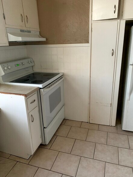 More Photos Of 1811 Butler St, Easton Specialty For Sale