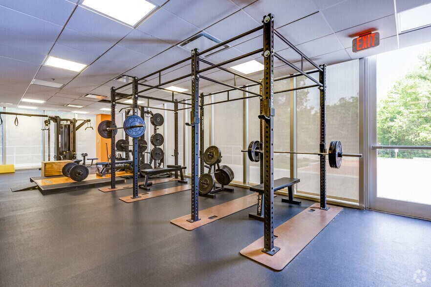 More Photos Of 6277 Sea Harbor Dr, Orlando Office For Sale