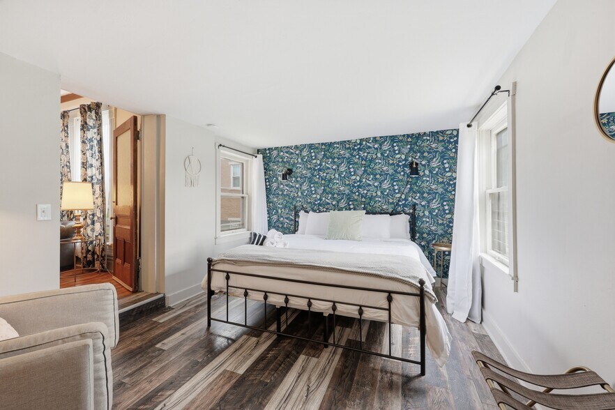 More Photos Of 83 Wilson Ave, Columbus Hospitality For Sale