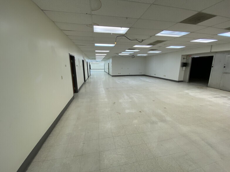 More Photos Of 14306 Industrial Rd, Omaha Light Manufacturing For Sale