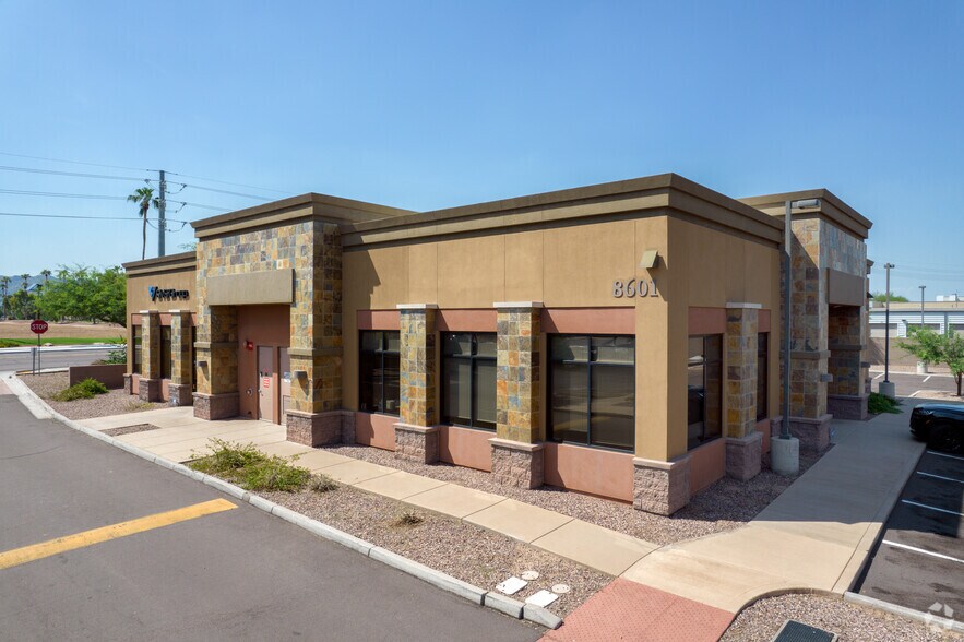 More Photos Of 8601 S Priest Dr, Tempe Office For Sale