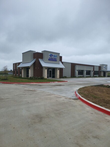 More Photos Of 1620 FM 407, Northlake Office For Lease